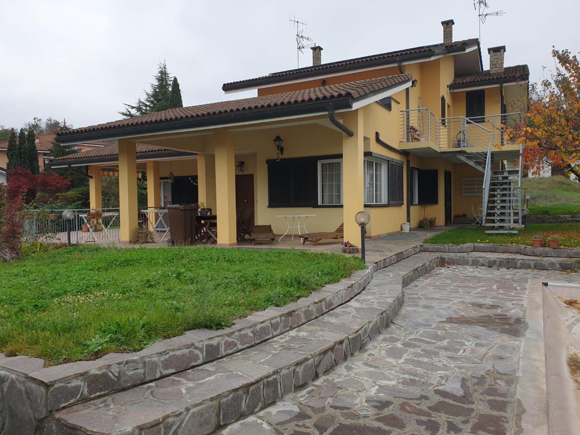 Casa Vacanze Alice E Arianna Cairo Montenotte Dış mekan fotoğraf